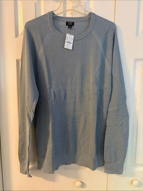 617 J. Crew Men’s Light Blue Crewneck Sweater - Textured Knit
